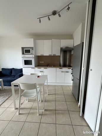 Vends appartement rénové F2 Bompas