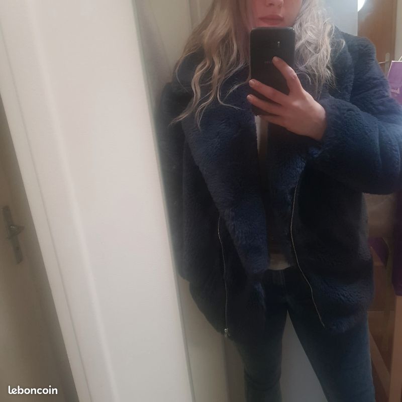 Manteau fausse fourrure bleue ASOS (image 2)