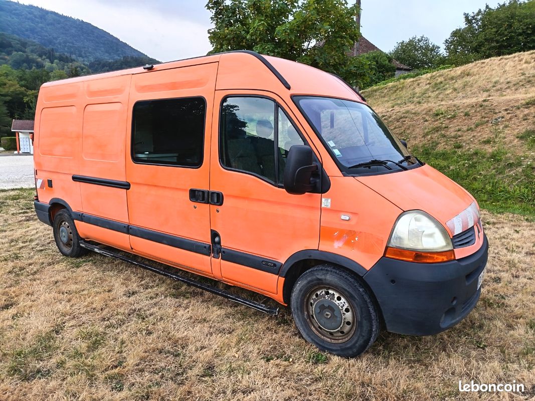 Renault Master H2L3 – 5 Places Carte Grise / 4 Couchages (image 1)