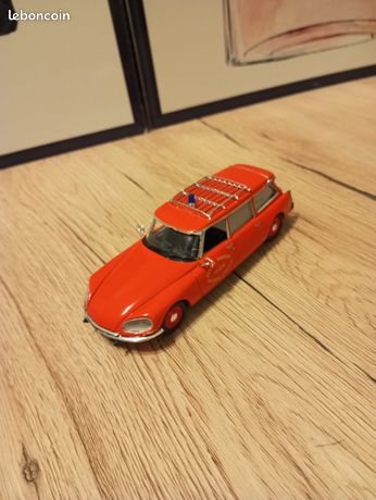 Modèle Réduit ACMAT Ambulance Pompiers Solido 1/43 - N°2189 - Occasion - Collection