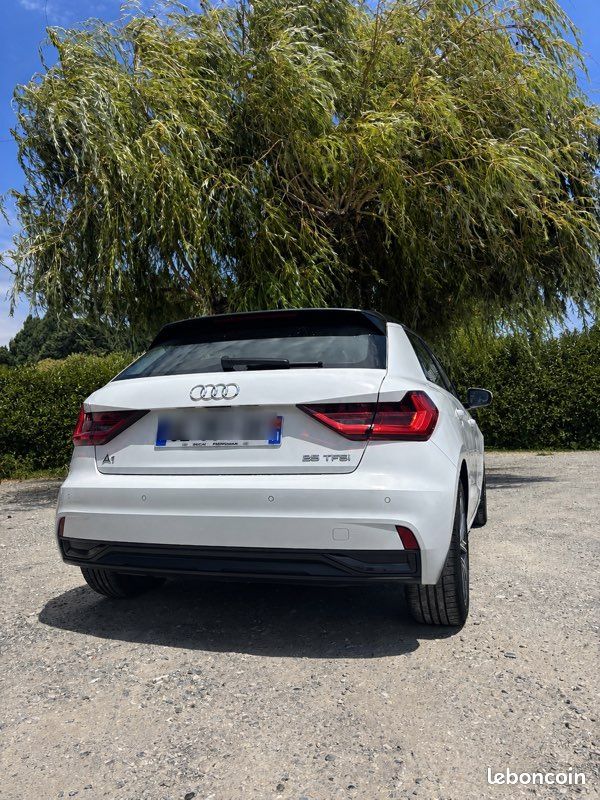 Audi A1 Sportback (image 2)