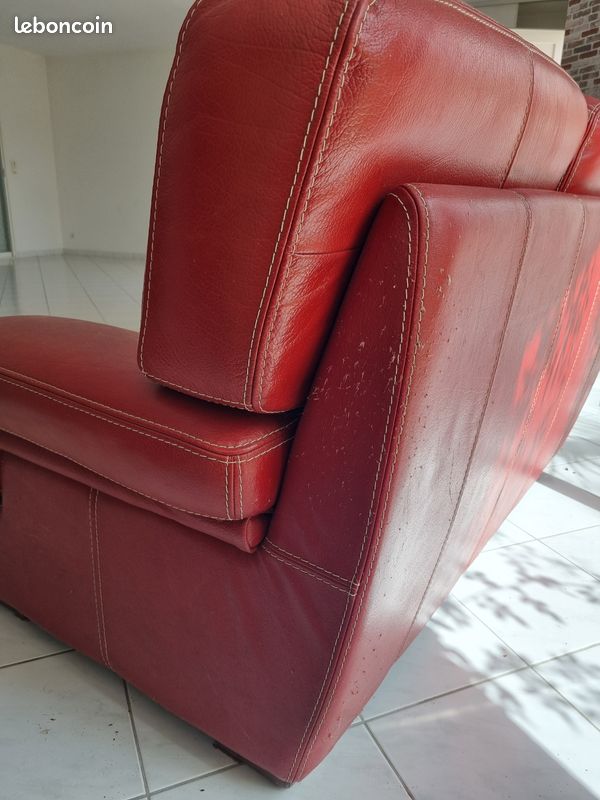 2 Canapé en cuir bordeaux +pouf (image 4)