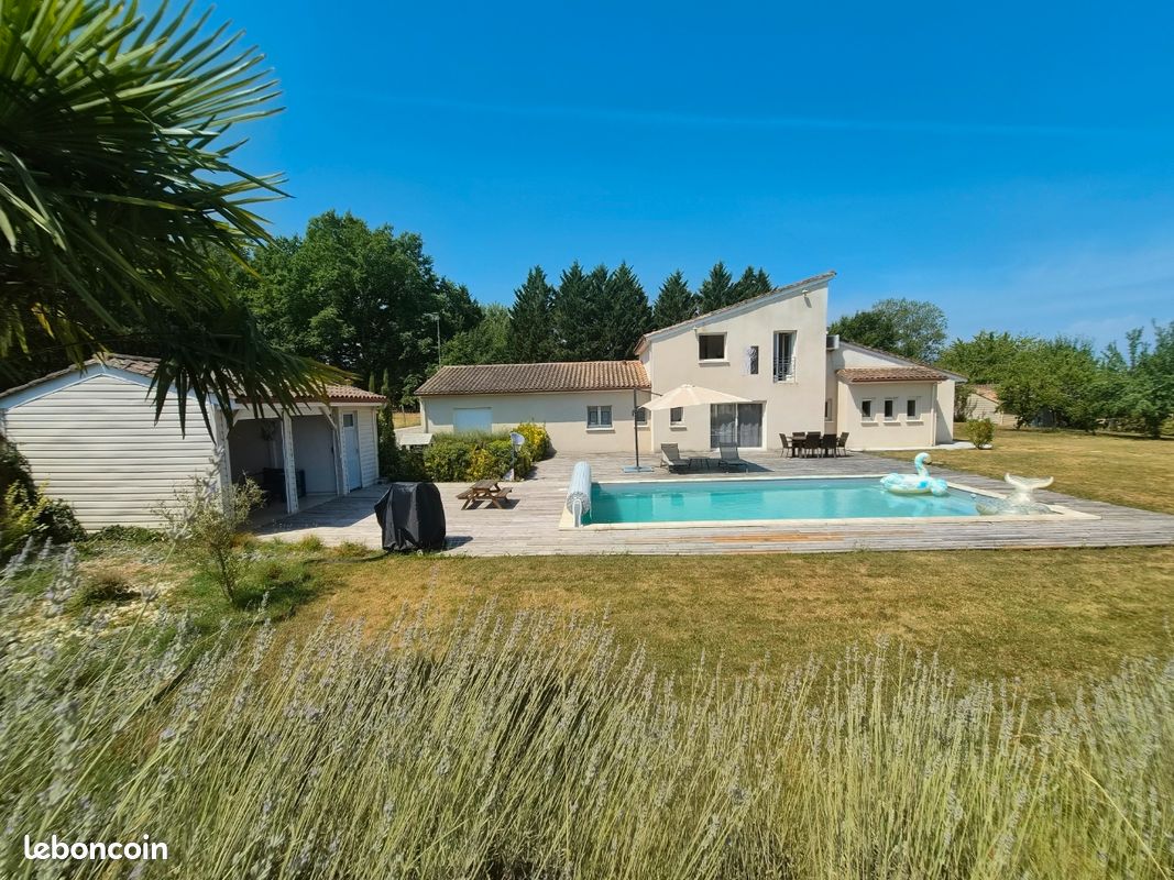 Maison 11 pièces 260 m² · à Prigonrieux · 260 m² · 439 000 €
