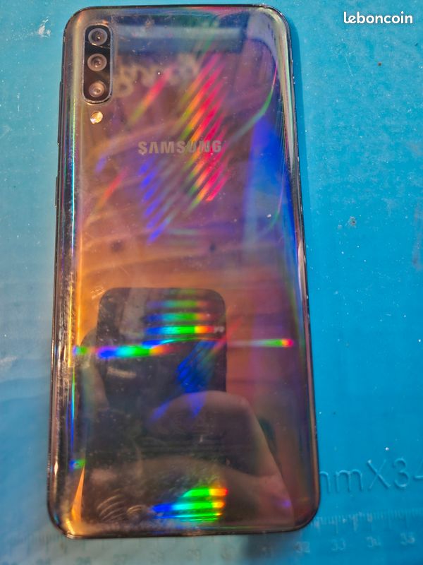 Samsung A50 (image 2)