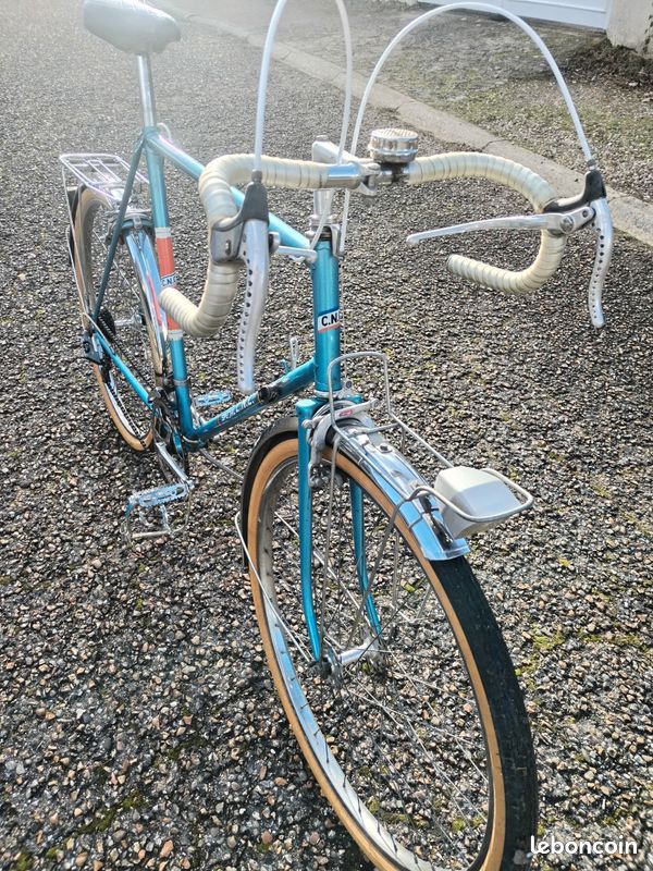 Rare pédalier aluminium à clavettes randonneuse no Maxiplume