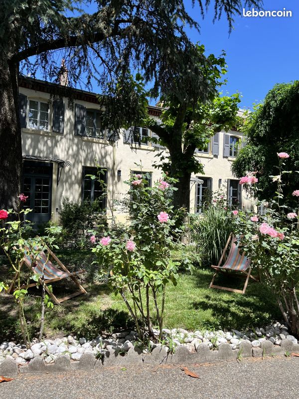 Maison 6 pièces 172 m² · à Saint-Chamond · 172 m² · 495 000 €