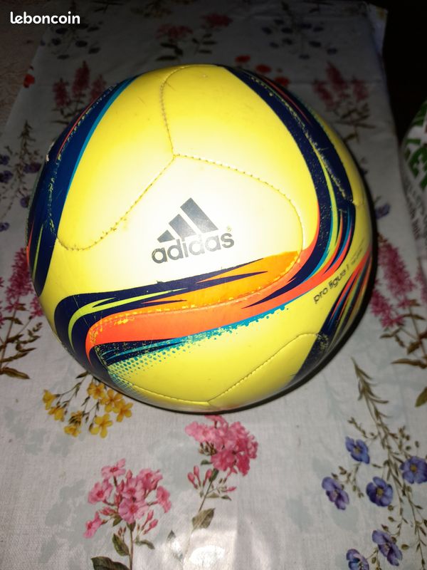 Ballon Adidas Pro Ligue 1 (Top glider) (image 1)