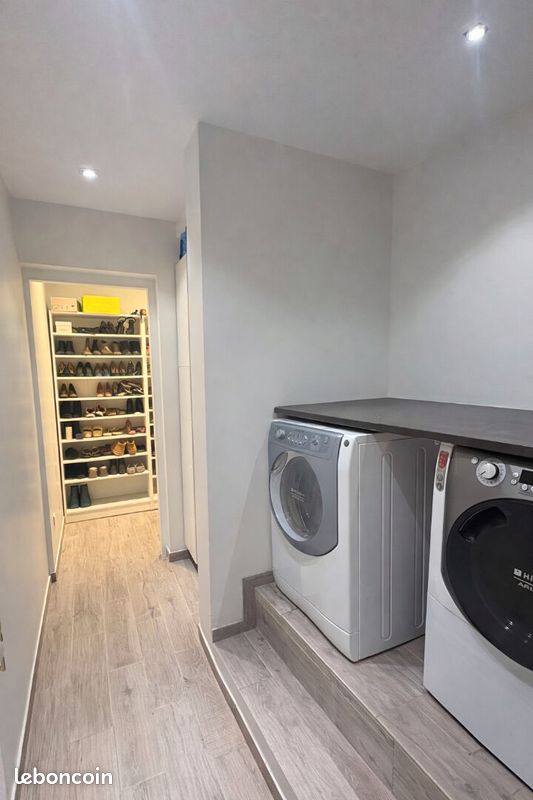 Propriété 6 pièces 220 m² (image 14)