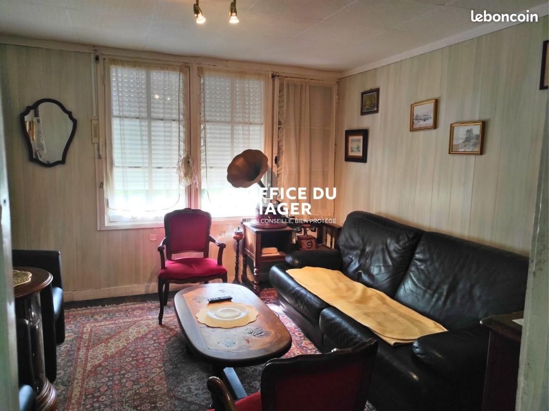 Maison 4 pièces 70 m² · à Carhaix-Plouguer · 70 m² · 43 640 €
