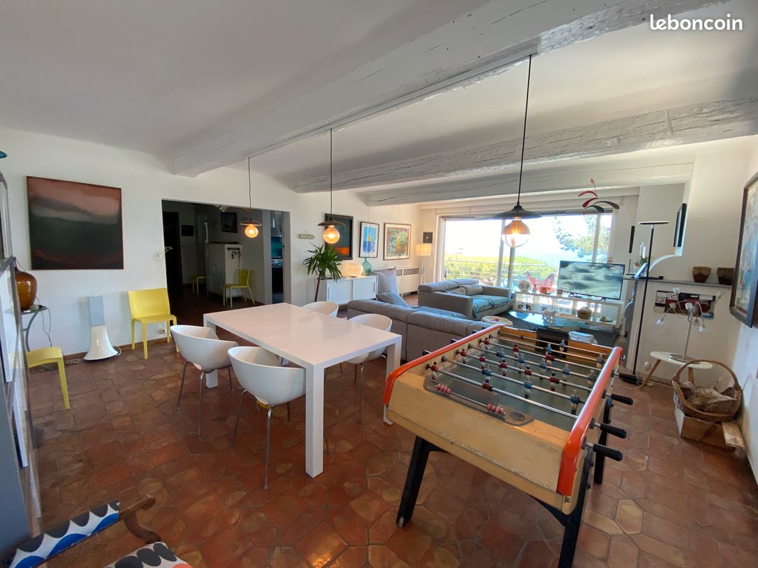 Villa bord de mer, vue imprenable plein sud, accés plage privée (image 4)