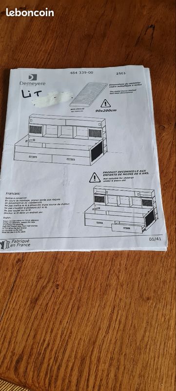 Lit (image 1)