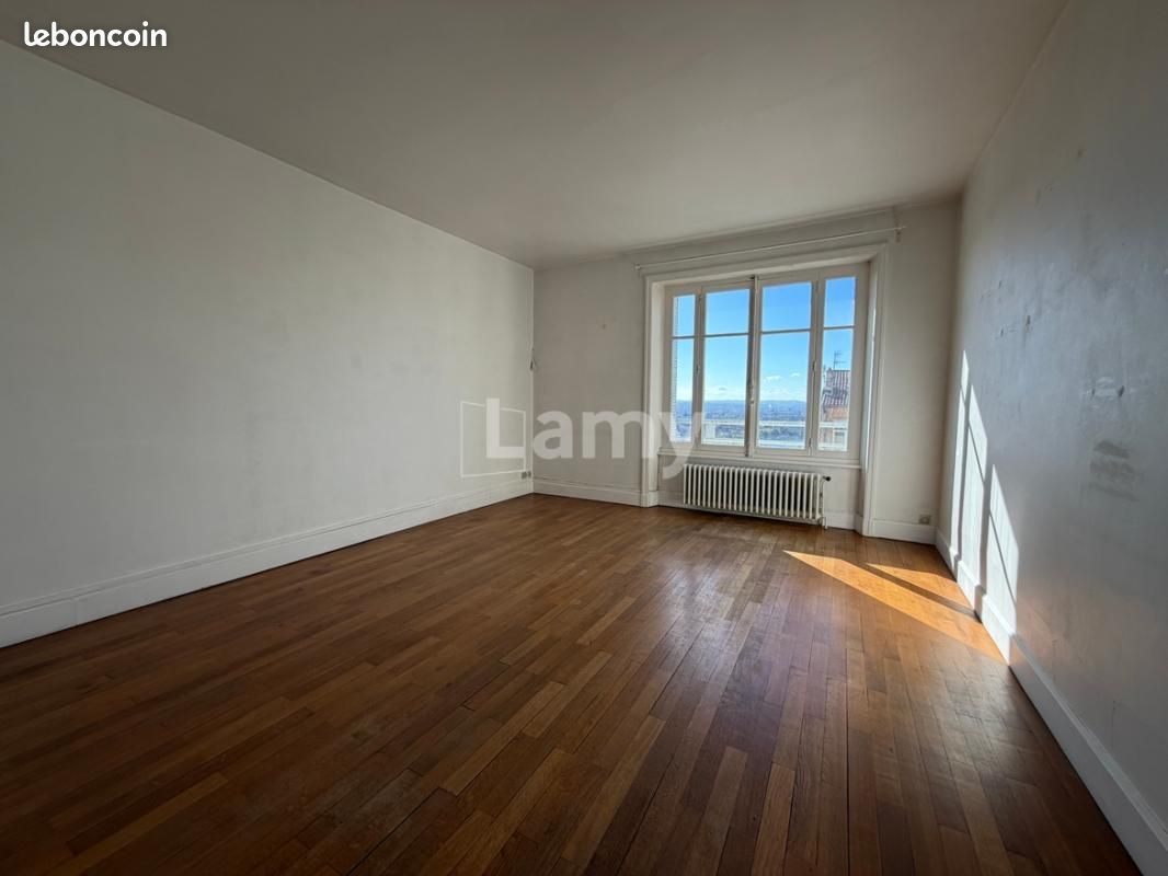 Appartement 3 pièces 72 m² · à Lyon 1er Arrondissement · 71,8 m² · 1 227 €/mois