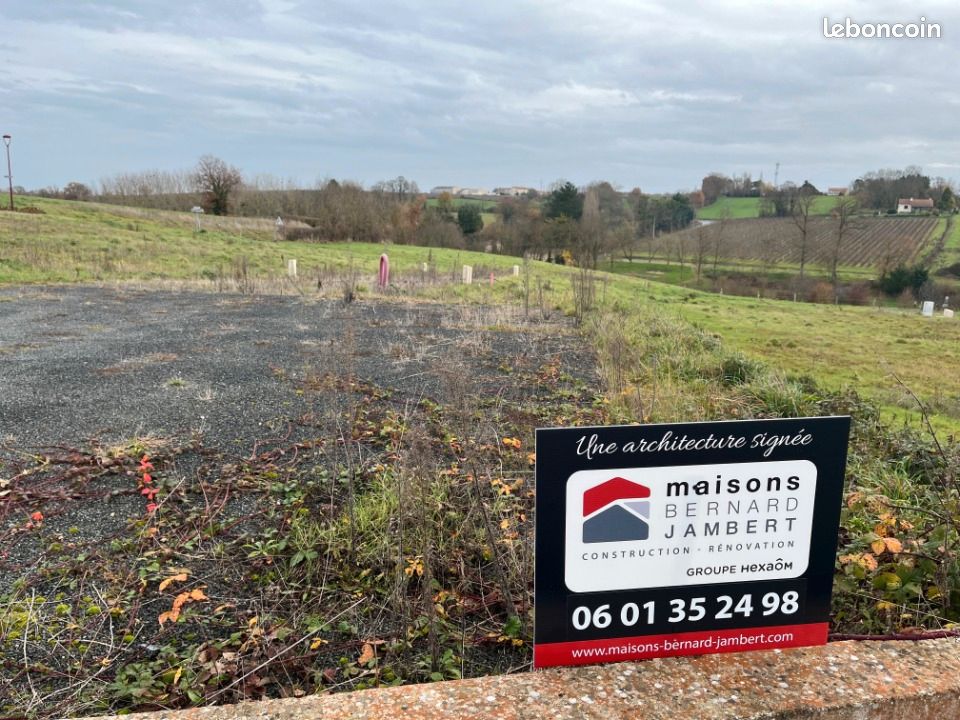 Terrain 620 m² La Menitre · à La Ménitré · 58 982 €