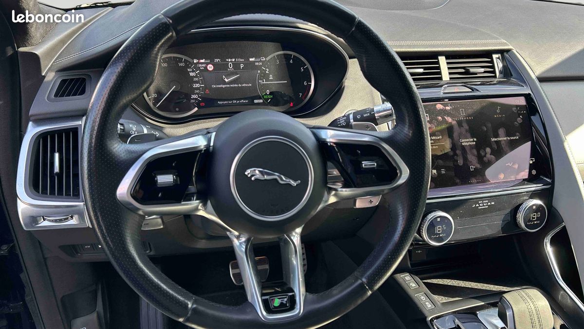 JAGUAR E-Pace P300e ch PHEV AWD BVA R-Dynamic S (image 10)