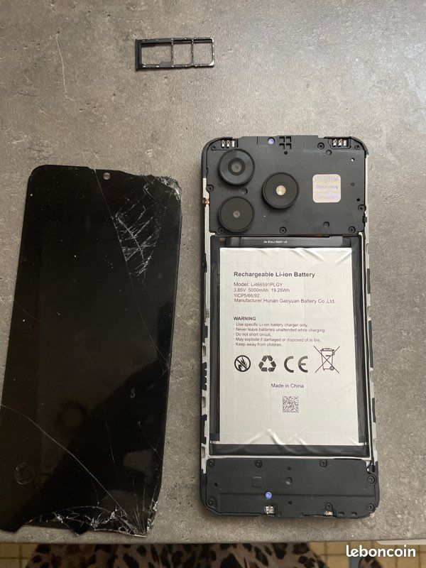 Vends téléphone pour pièces (image 1)
