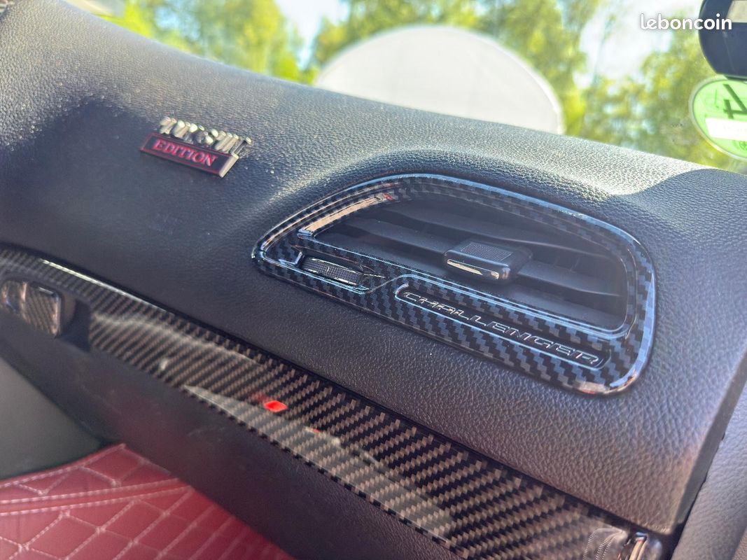 Dodge CHALLENGER R/T V8 5.7 HEMI 377 ch – CarPlay – K&N – Échappement sport – R20 (image 15)