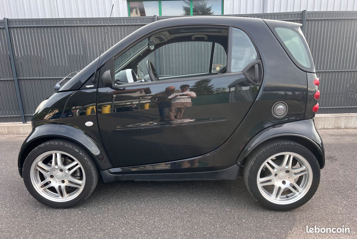 SMART Fortwo BRABUS 75ch BVA (image 2)