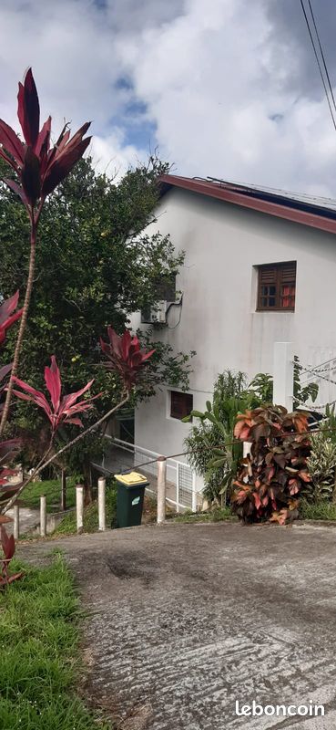 Maison 8 pièces 183 m² · à Le Robert · 183 m² · 330 000 €