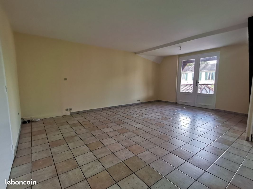 Appartement 4 pièces 82 m² · à Vernon · 82 m² · 870 €