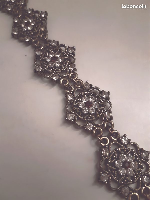 VINTAGE Bracelet en métal argenté et strass taille réglable (image 2)