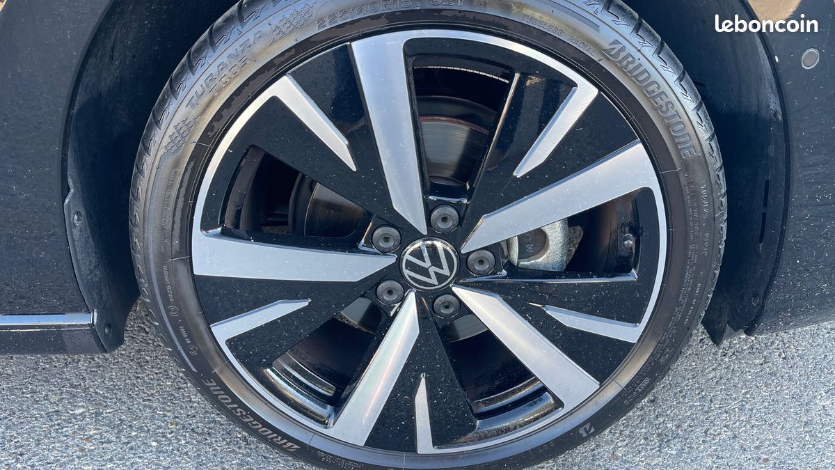 VOLKSWAGEN Golf 2.0 TDI 150 DSG7 VW Edition (image 9)