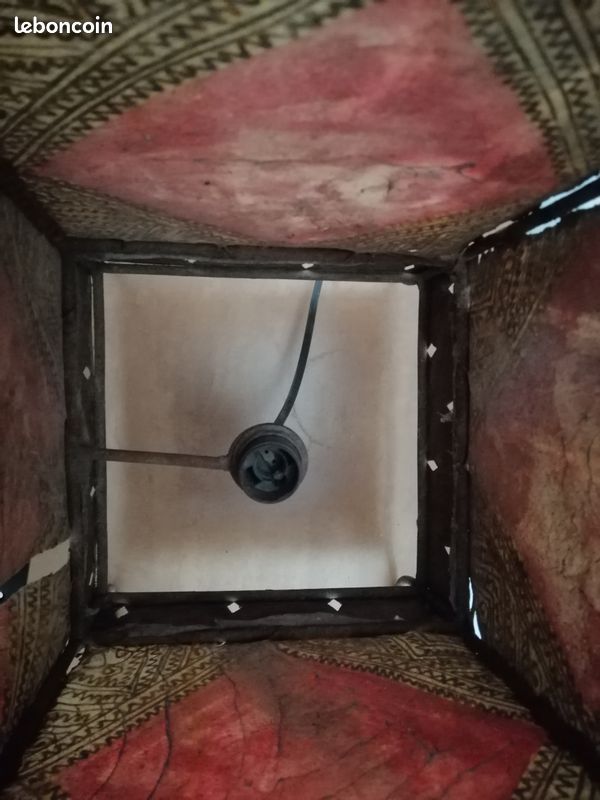 Lampe à poser en métal vieilli et papier (image 8)