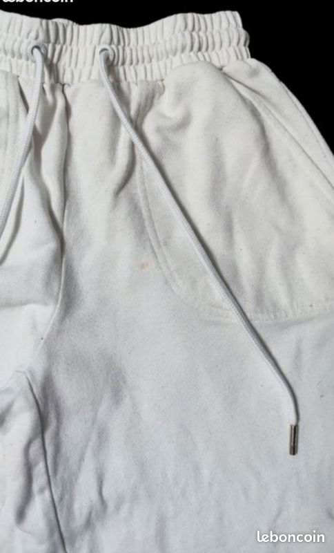 Pantalon blanc Bershka taille 32 (Neuf (Voir description)) à Lausanne