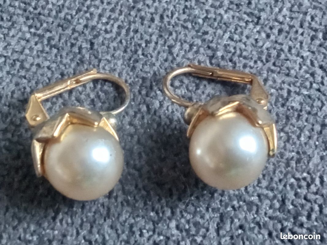 Boucles D'oreilles Anciennes En Plaqué Or, Style Puces à Clous - Bijou Vintage Occasion