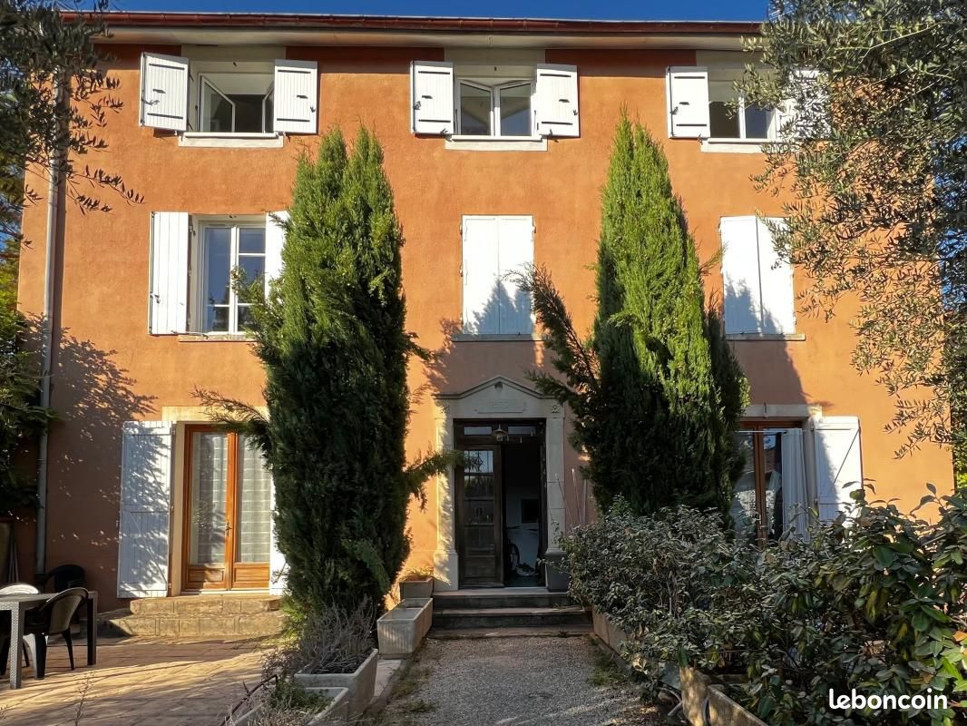Appartement 3 pièces 87 m² · à Fleurieu-sur-Saône · 87 m² · 289 000 €