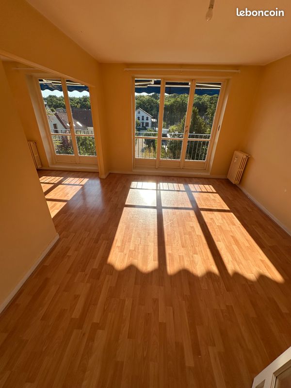 Appartement 4 pièces 65 m² · à Maisons-Laffitte · 65 m² · 1 390 €