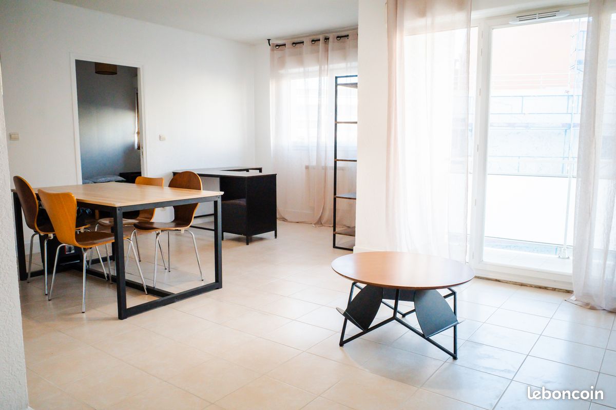 Parking 2 pièces 40 m² · à Marseille · 40 m² · 880 €/mois