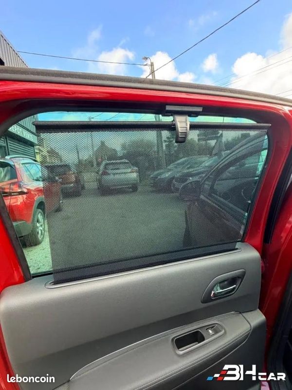 Peugeot 3008 1.6 BLUEHDI 120 ALLURE EAT (image 8)