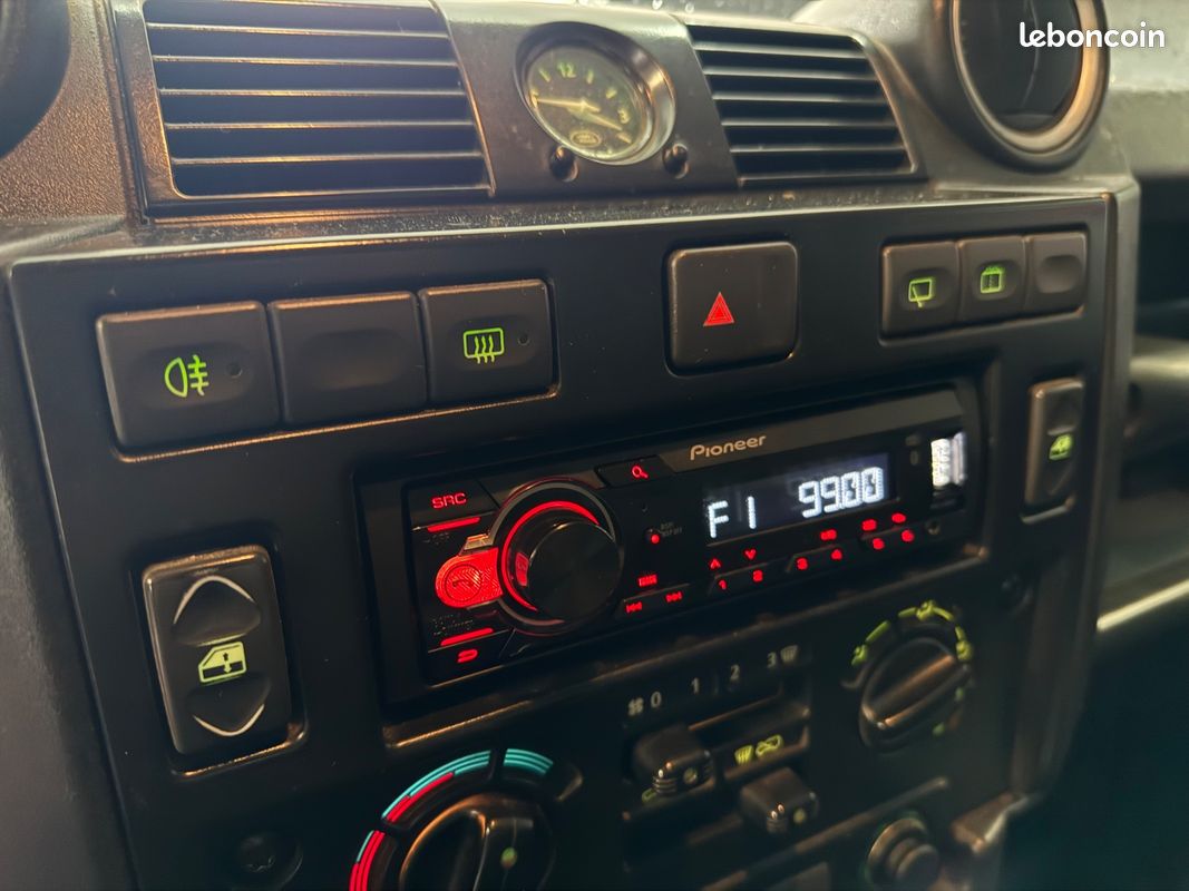 LAND ROVER DEFENDER 90 II STATION WAGON Defender 90 S Historique Complet / Entretien Complet (image 34)