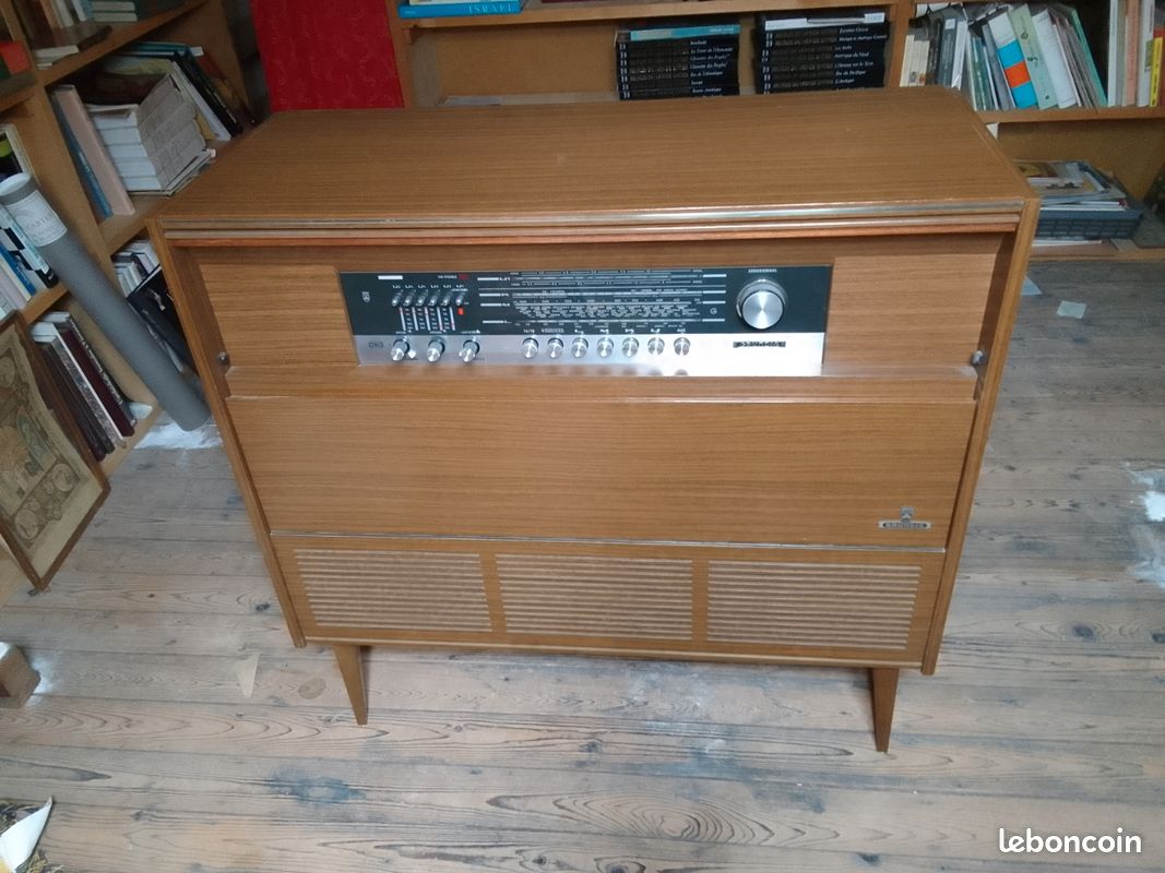 Meuble Radio Pick Up GRUNDIG Briare 45250 Hifi, Son