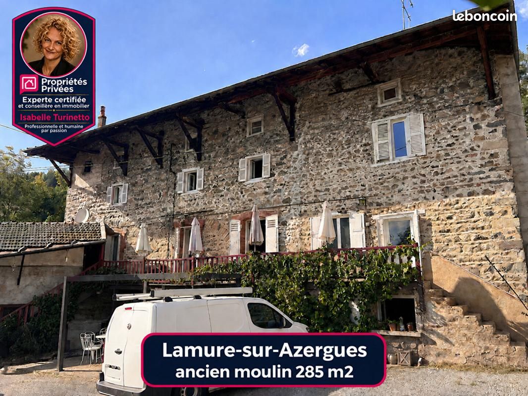 Maison 9 pièces 285 m² · à Lamure-sur-Azergues · 285 m² · 255 000 €