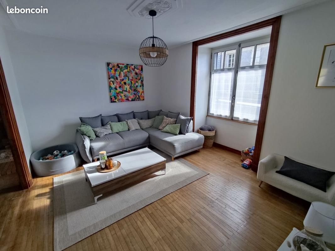 Maison 7 pièces 142 m² · à Pouzauges · 142 m² · 220 500 €