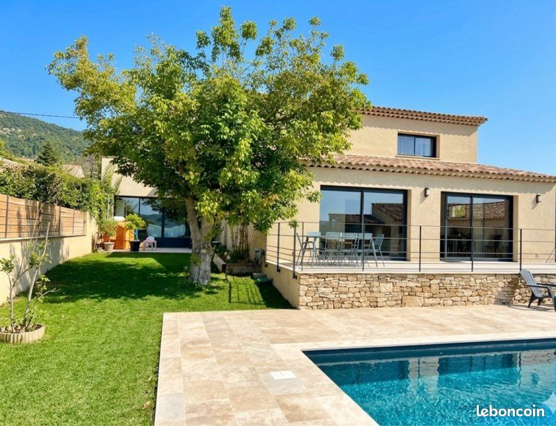Maison 9 pièces 201 m² · à Villeneuve · 201 m² · 615 000 €