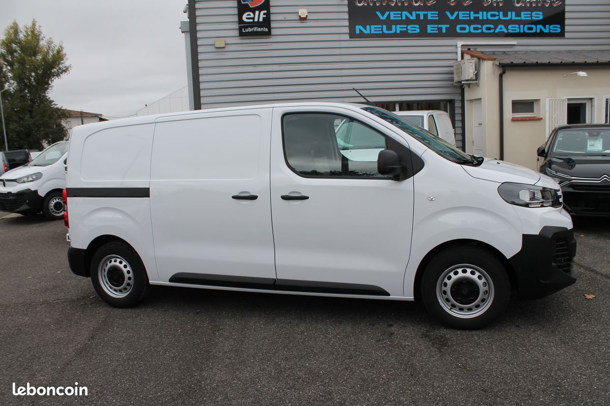 Peugeot Expert Fg Taille M 1.5 Blue-Hdi 120 GPS, Caméra de recul, Trés bien équipé Sortie le 27/06/2025 - 10 Kilomètres - 21 500 hors taxe ...... (image 8)