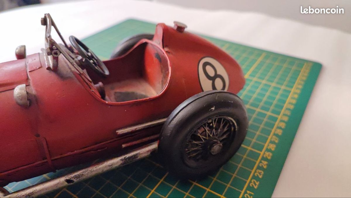 Ancienne Voiture De Course En Tôle - Jouet Véhicule Vintage Collection