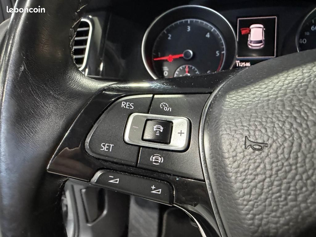 VOLKSWAGEN GOLF 7 2.0 TDI 150 ch DSG 7 R line PHASE 2 (image 13)