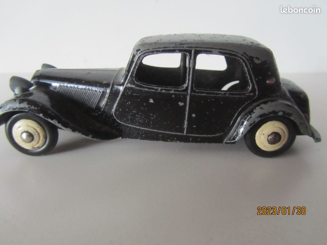 Dinky Toys Ancienne Citroën Traction 11 BL Malle Noir - 24 N - Miniature De Collection