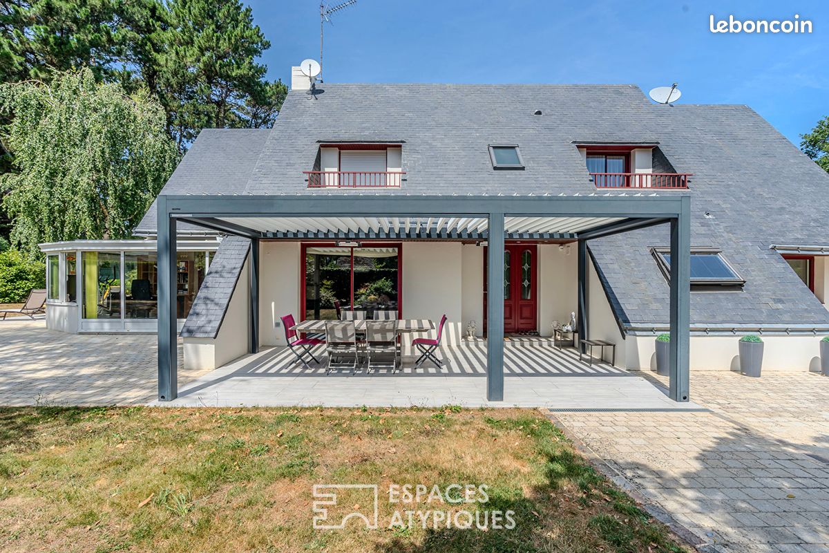 Maison 6 pièces 253 m² · à Saint-André-des-Eaux · 253 m² · 849 000 €