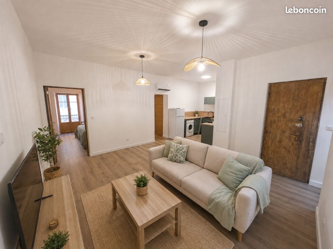 Appartement 3 pièces 55 m² · à Bastia · 55 m² · 740 €