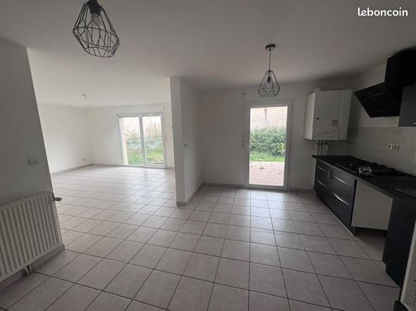 Appartement 3 pièces 75 m² · à Andrézieux-Bouthéon · 75 m² · 750 €/mois
