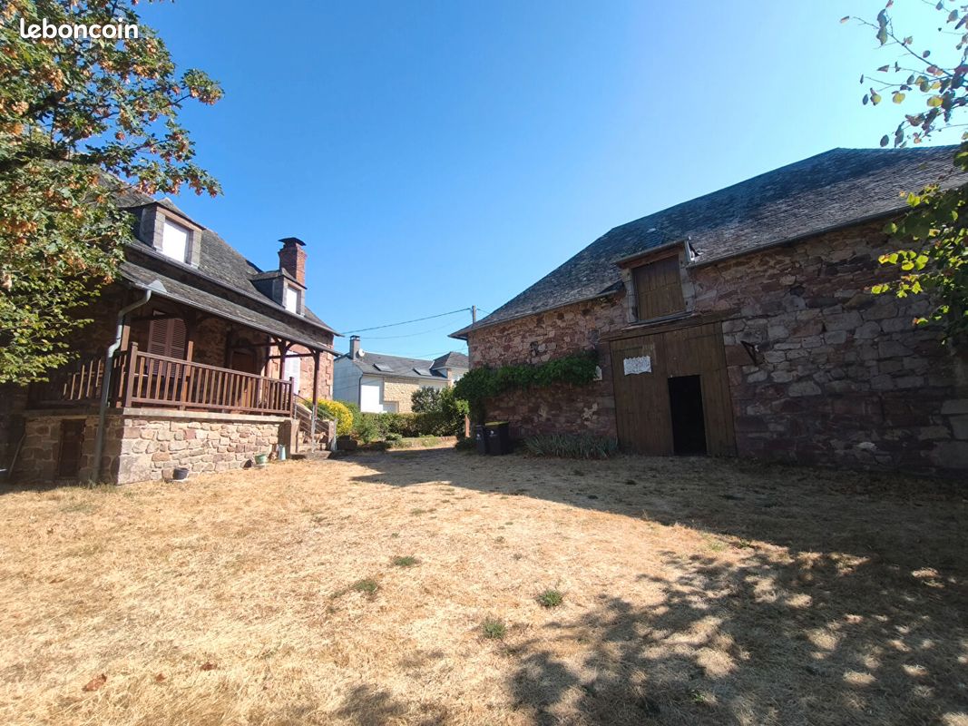 Maison 6 pièces 130 m² · à Saint-Solve · 130 m² · 247 000 €