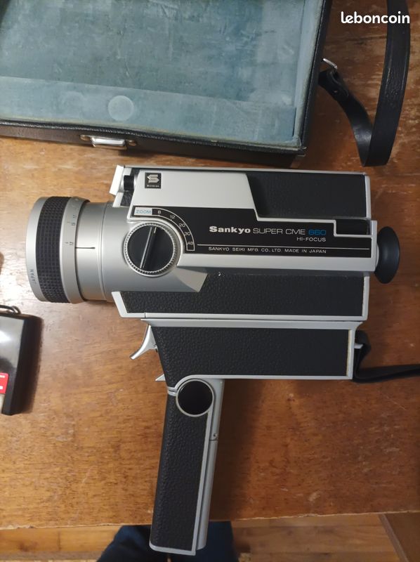 AnnonceAppareils Photo et Vidéo Sony - La Caméra