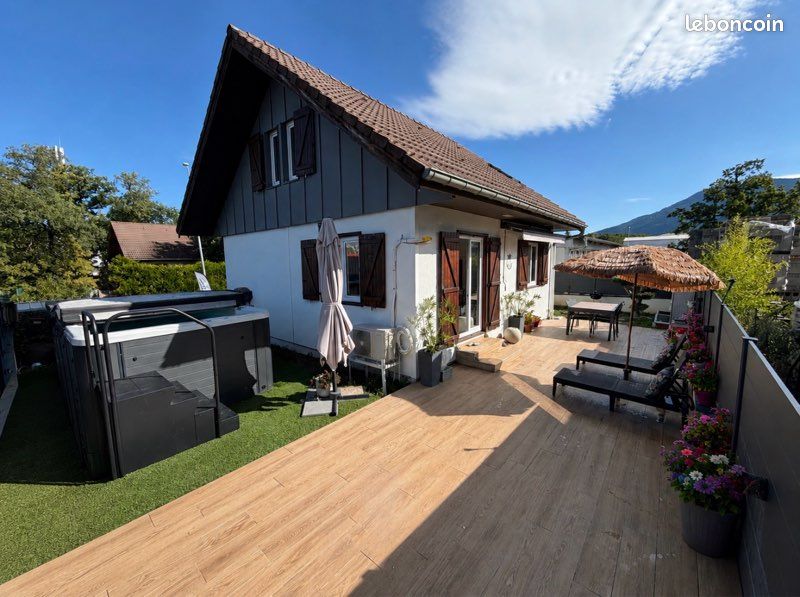 Maison 5 pièces 90 m² · à Ville-la-Grand · 90 m² · 495 000 €