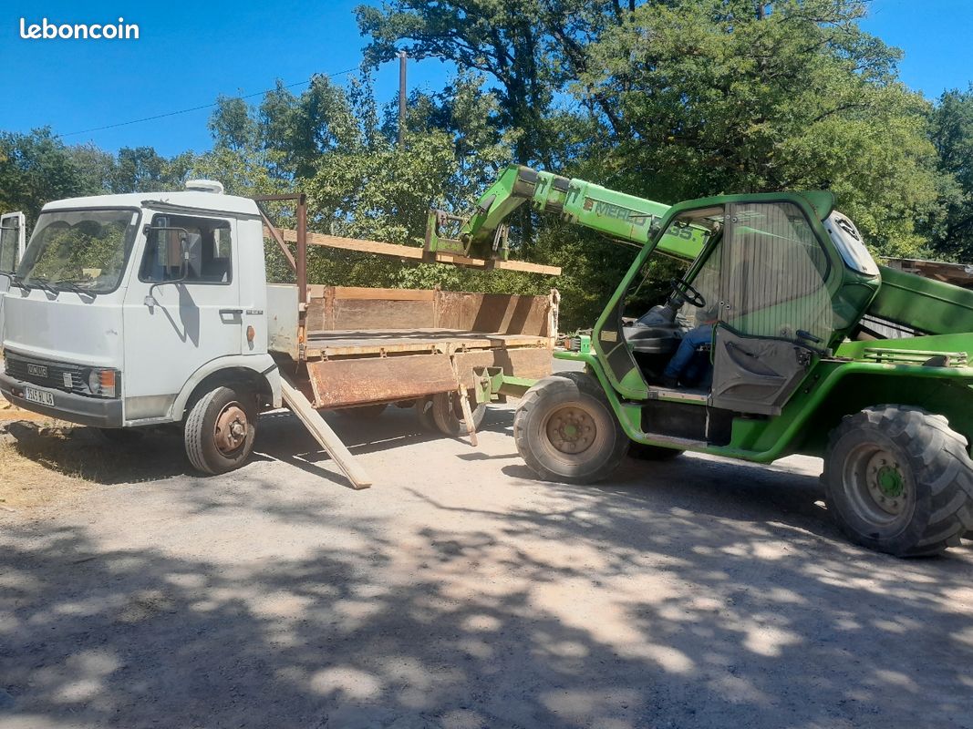 Camion benne unic année 82 (image 1)