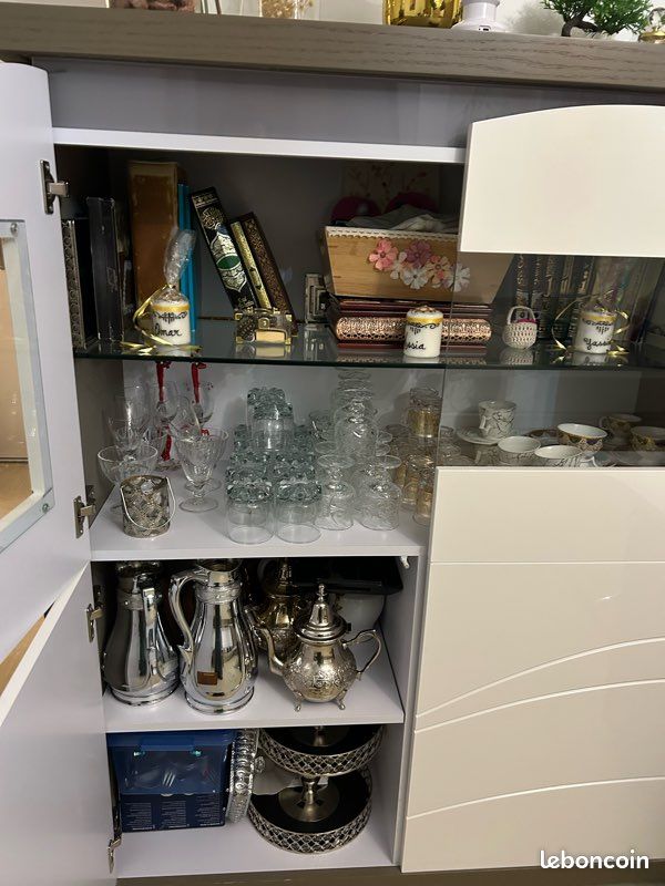 Armoire vitrine moderne (image 2)