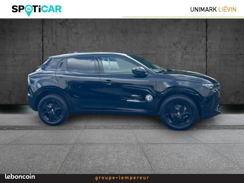 Alfa romeo Junior 1.2 Ibrida 145ch Premium e-DCT6 (image 4)